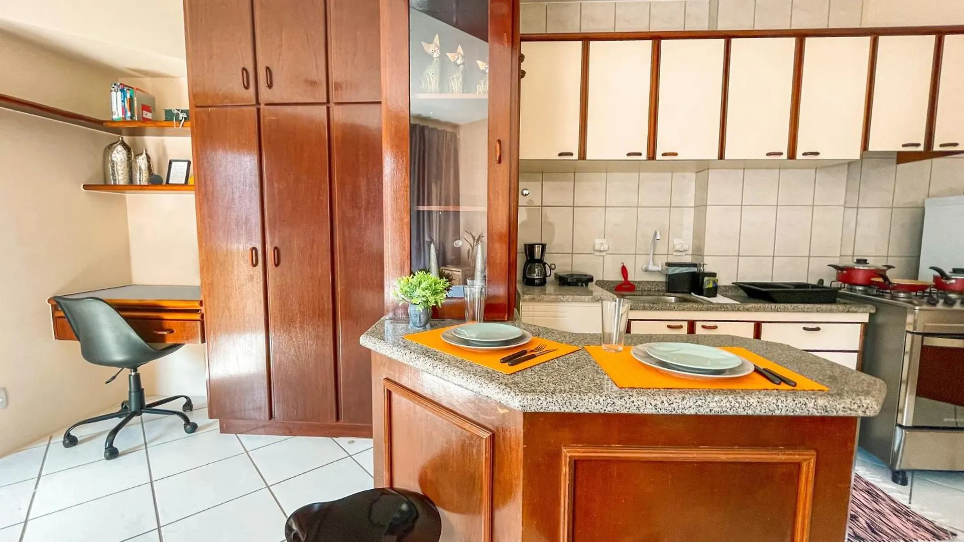 Studio No Centro: Piscina, Academia E Garagem N209 Florianopolis Apartment